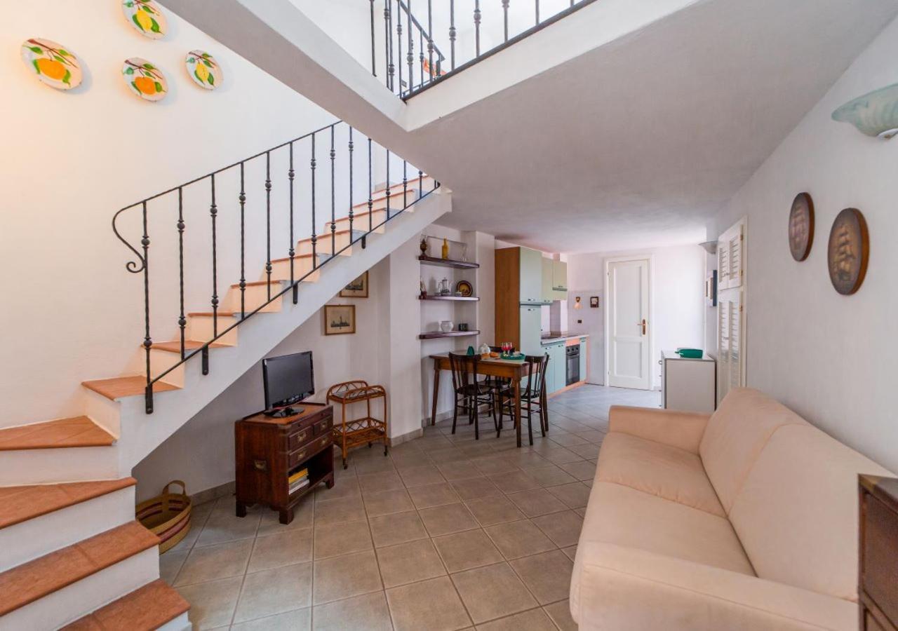 Murphy Holiday Home - Casa Papini La Maddalena  Buitenkant foto