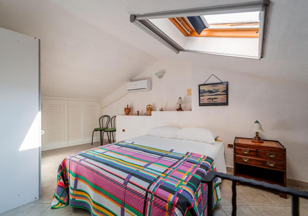 Murphy Holiday Home - Casa Papini La Maddalena  Buitenkant foto