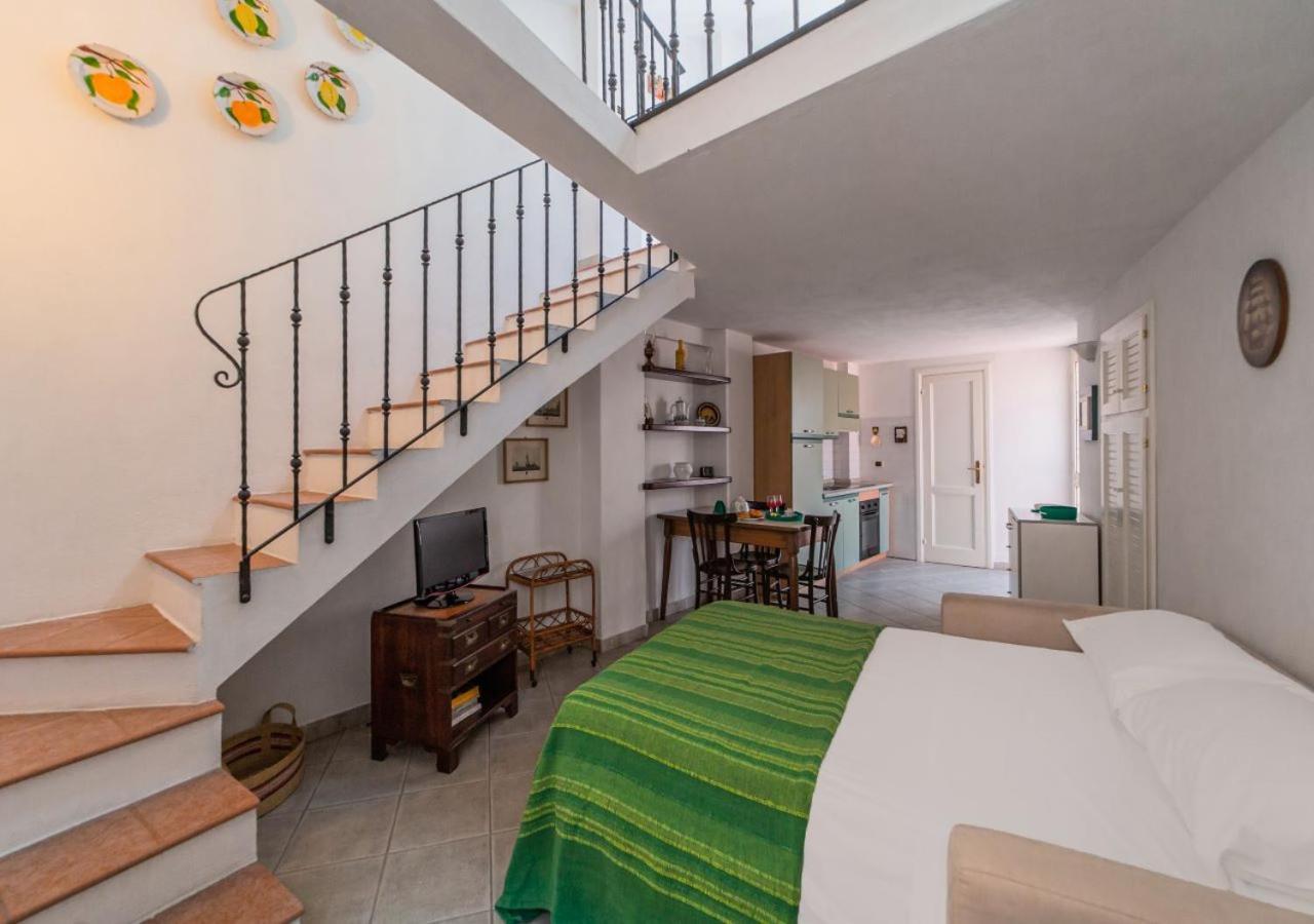 Murphy Holiday Home - Casa Papini La Maddalena  Buitenkant foto